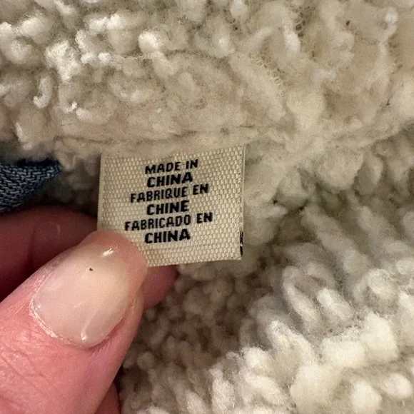 Levi's Light Blue Denim Jacket with Sherpa Lining size medium - Picture 5 of 6